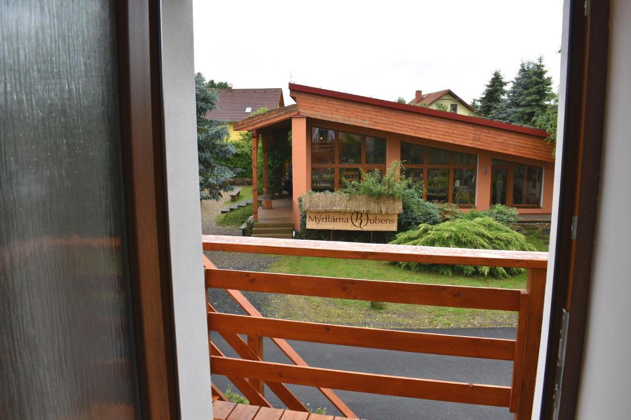 Apartman Ruzak Ruzova Exterior photo