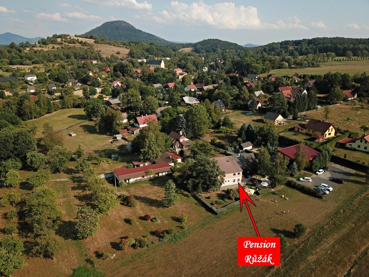 Apartman Ruzak Ruzova Exterior photo